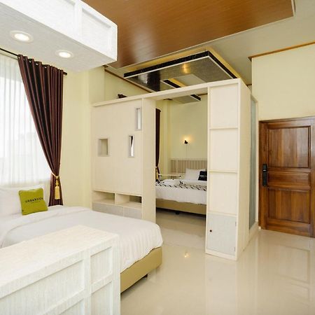 Urbanview Hotel JIB Bandar Lampung Bagian luar foto